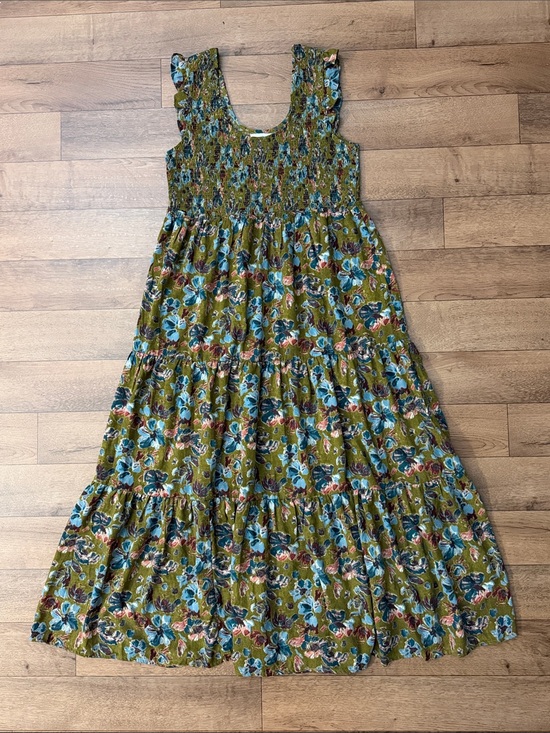 NATURAL LIFE Dresses & Skirts - Natural Life Size Large Olivia Smocked Maxi Dress In Olive Floral Vacation Comfy